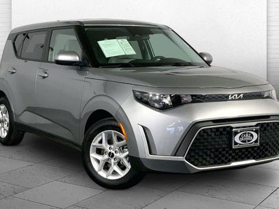Certified 2025 Kia Soul LX