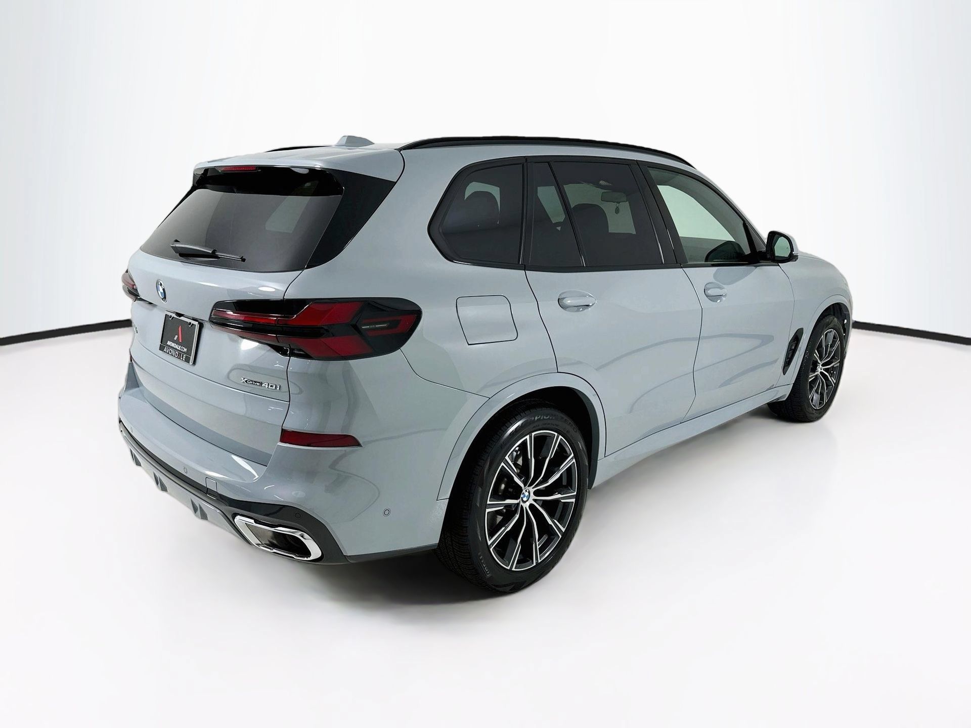Used 2024 BMW X5 xDrive40i w/ Executive Package AWD/4WD image 8