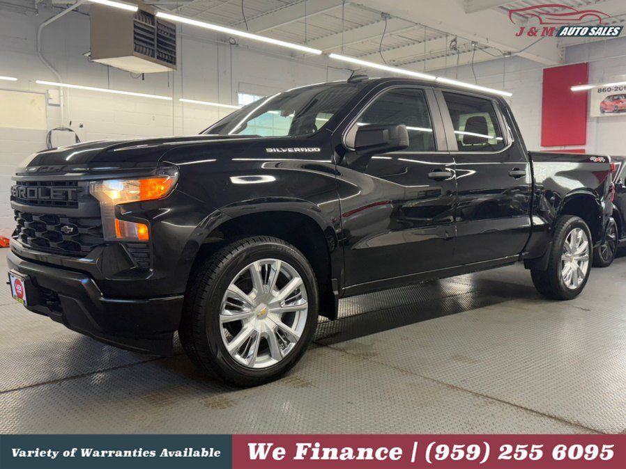 Used 2022 Chevrolet Silverado 1500 W/T w/ WT Value Package AWD/4WD image 1