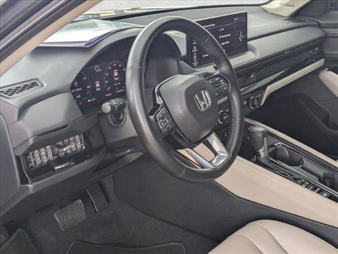 Certified 2023 Honda Accord Touring image 10