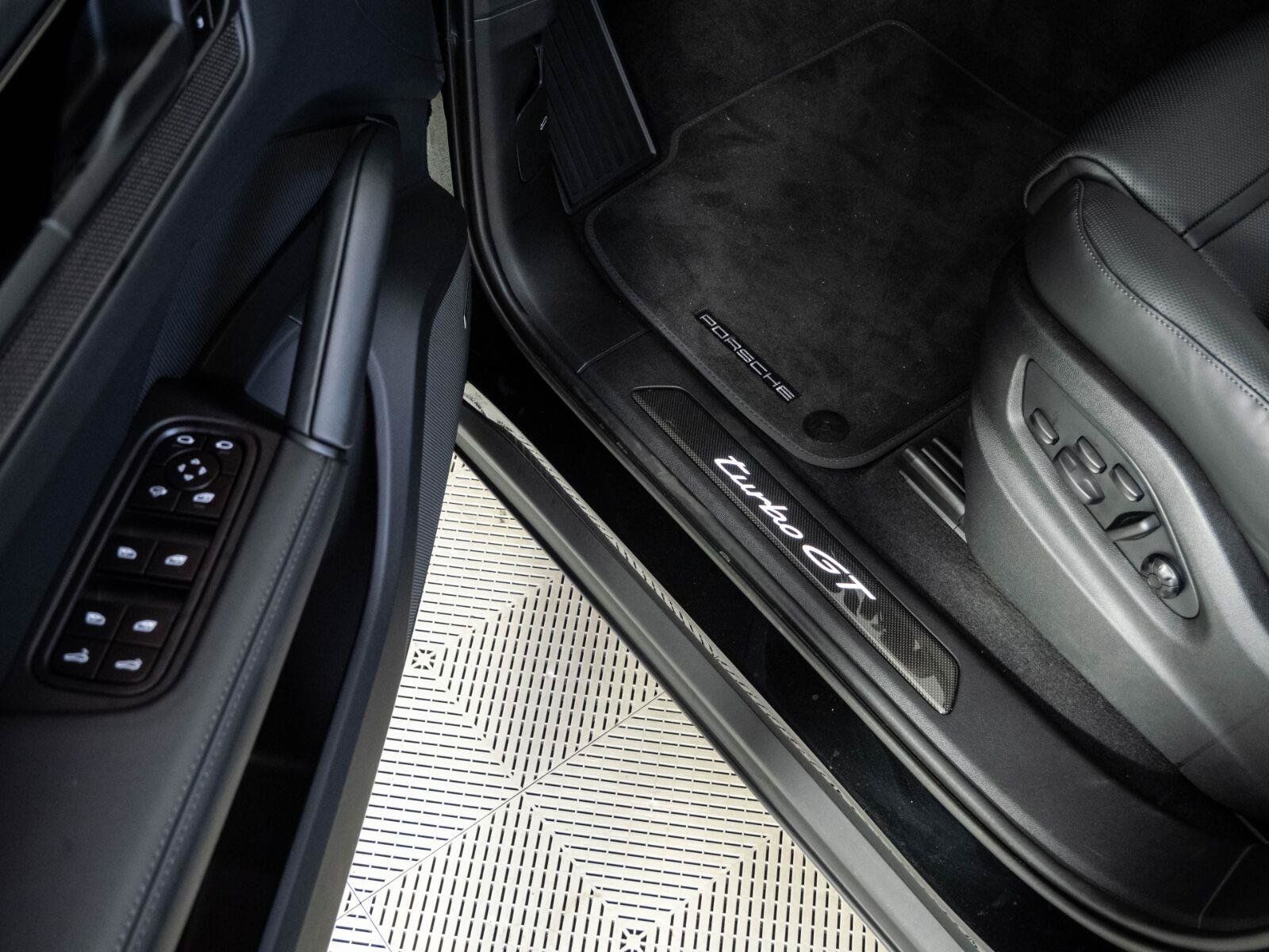 New 2026 Porsche Cayenne Turbo GT AWD/4WD image 8