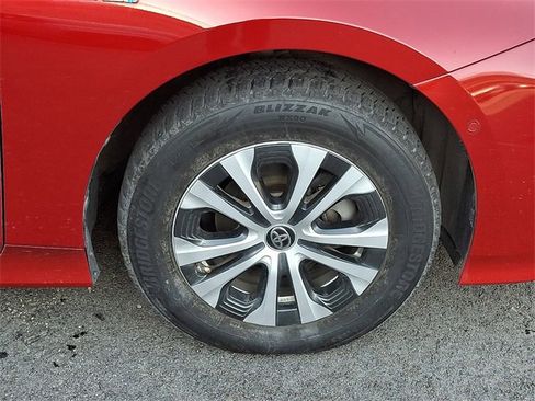 Used 2020 Toyota Prius XLE w/ Advanced Technology Package image 8