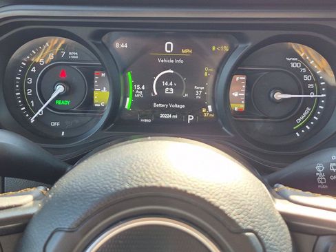 Used 2024 Jeep Wrangler Unlimited AWD/4WD image 26