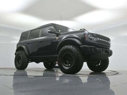 Used 2023 Ford Bronco Badlands AWD/4WD image 45