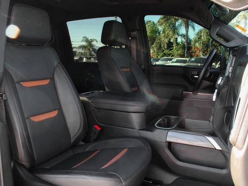 Used 2023 GMC Sierra 2500 AT4 w/ AT4 Preferred Package image 49