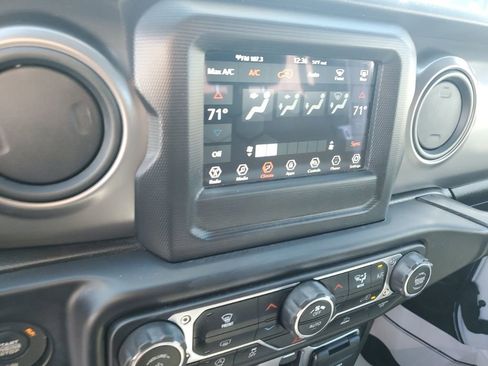 Used 2021 Jeep Wrangler Unlimited Sport image 45