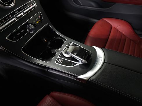 Used 2019 Mercedes-Benz C 300 4MATIC Coupe image 28