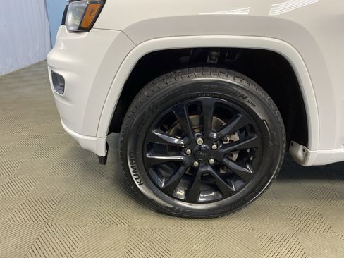 Certified 2020 Jeep Grand Cherokee Altitude image 51