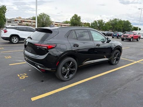 Used 2023 Buick Envision Essence w/ Sport Touring Package AWD/4WD image 4