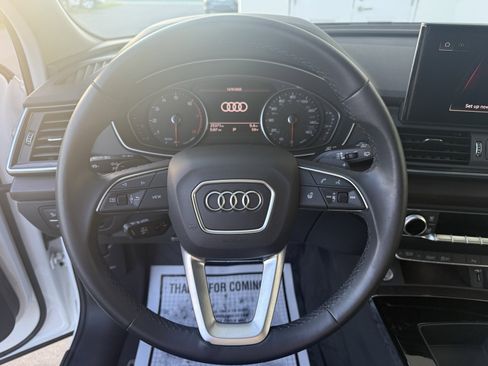 Used 2023 Audi Q5 2.0T Premium w/ Convenience Package image 15