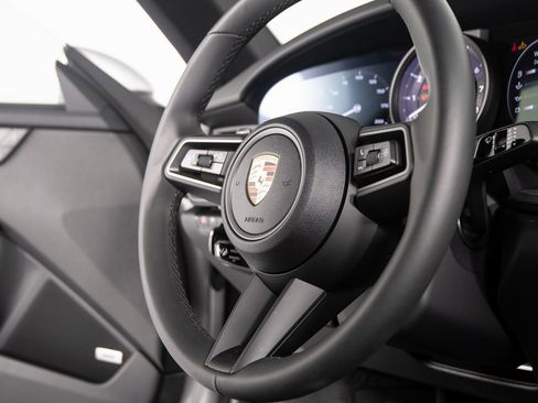 Certified 2024 Porsche 911 Carrera image 43