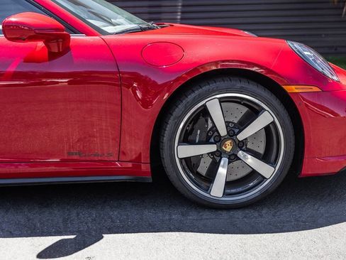 Certified 2024 Porsche 911 Turbo AWD/4WD image 25