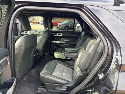 Used 2022 Ford Explorer Timberline image 12