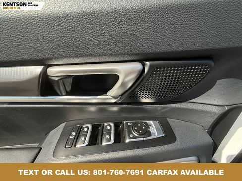 Used 2025 Kia Telluride S AWD/4WD image 21