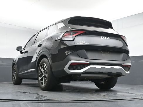Used 2025 Kia Sportage EX FWD image 21