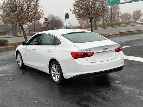 Used 2023 Chevrolet Malibu LT image 3