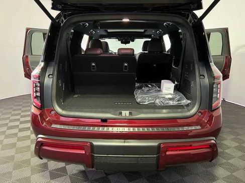 New 2026 Nissan Armada Platinum Reserve image 18