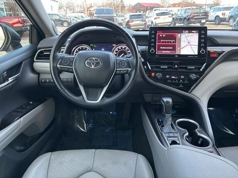 Used 2023 Toyota Camry XLE image 19