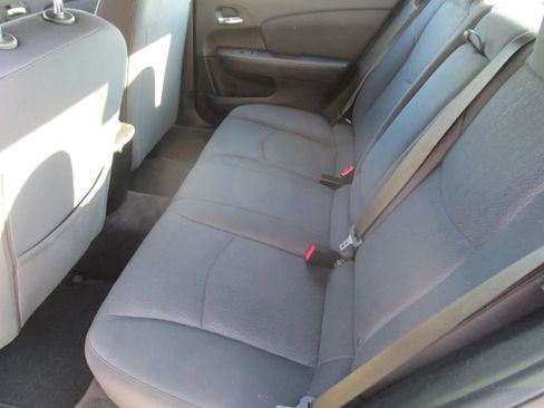 Used 2013 Chrysler 200 Touring w/ Cold Weather Group FWD image 16