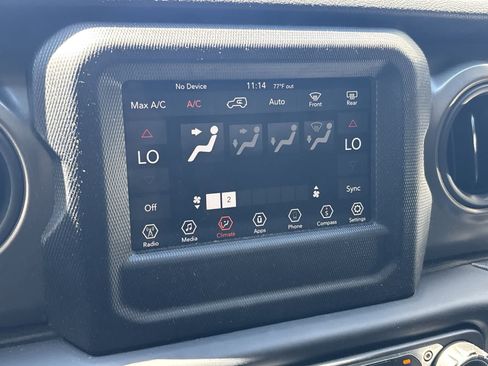 Used 2023 Jeep Wrangler Unlimited AWD/4WD image 15