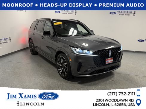 Used 2025 Lincoln Aviator Black Label w/ Black Label Special Edition image 1