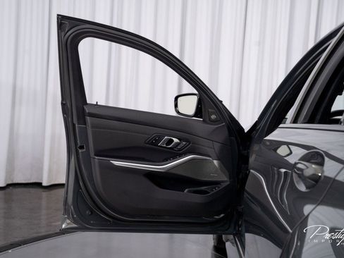 Used 2024 BMW M3 Competition w/ Executive Package image 25