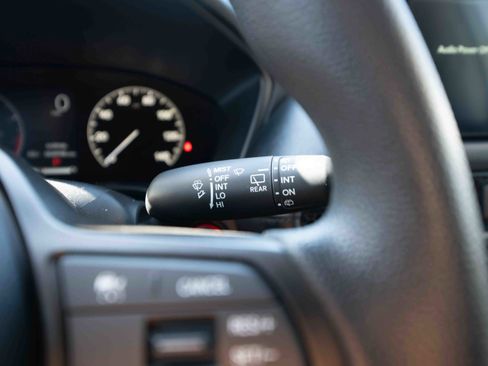 Used 2026 Honda HR-V LX image 14