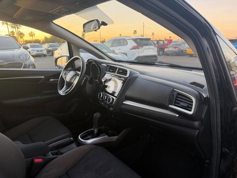 Used 2016 Honda Fit EX image 21