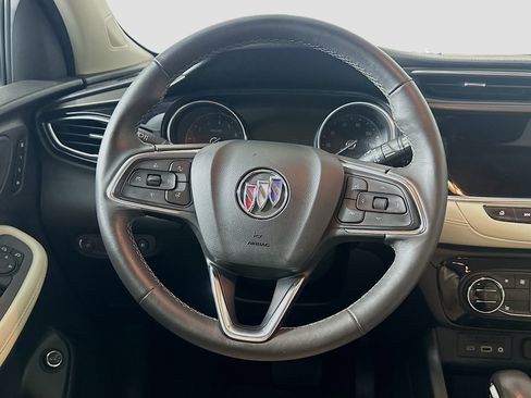 Used 2022 Buick Encore GX Essence w/ Advanced Technology Package FWD image 18