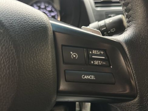 Used 2013 Subaru Crosstrek 2.0i Limited AWD/4WD image 25