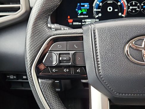 Used 2024 Toyota Tundra Limited image 17