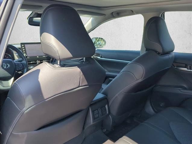 Used 2021 Toyota Camry XSE FWD image 23