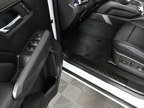 New 2026 GMC Canyon Elevation w/ Convenience Package image 7