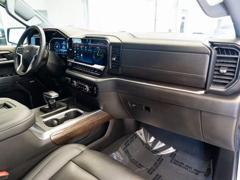 Used 2022 Chevrolet Silverado 1500 RST w/ Convenience Package II image 30