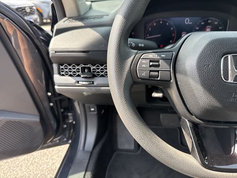 Certified 2025 Honda Accord LX image 19
