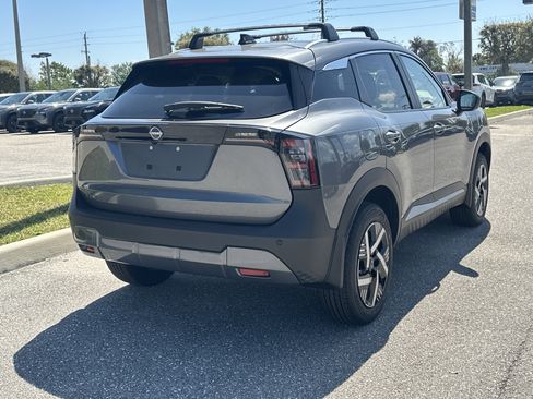 New 2026 Nissan Kicks SV FWD image 7