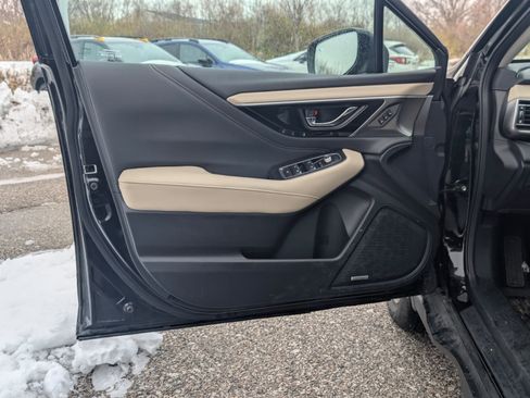 Certified 2025 Subaru Outback Limited w/ Popular Package #2 image 9