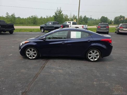 Used 2013 Hyundai Elantra Limited FWD image 9