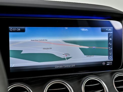 Used 2020 Mercedes-Benz E 63 AMG S image 33