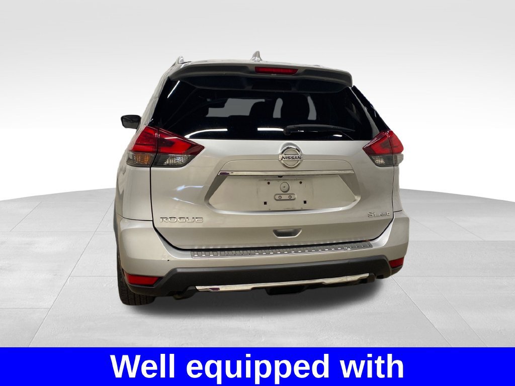 Used 2017 Nissan Rogue SL AWD/4WD image 3