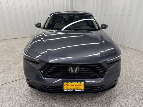 Used 2024 Honda Accord EX-L image 2