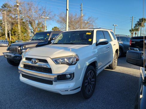 Used 2016 Toyota 4Runner Limited image 1