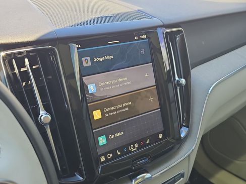 Used 2024 Volvo XC60 T8 Plus w/ Protection Package Premier image 24