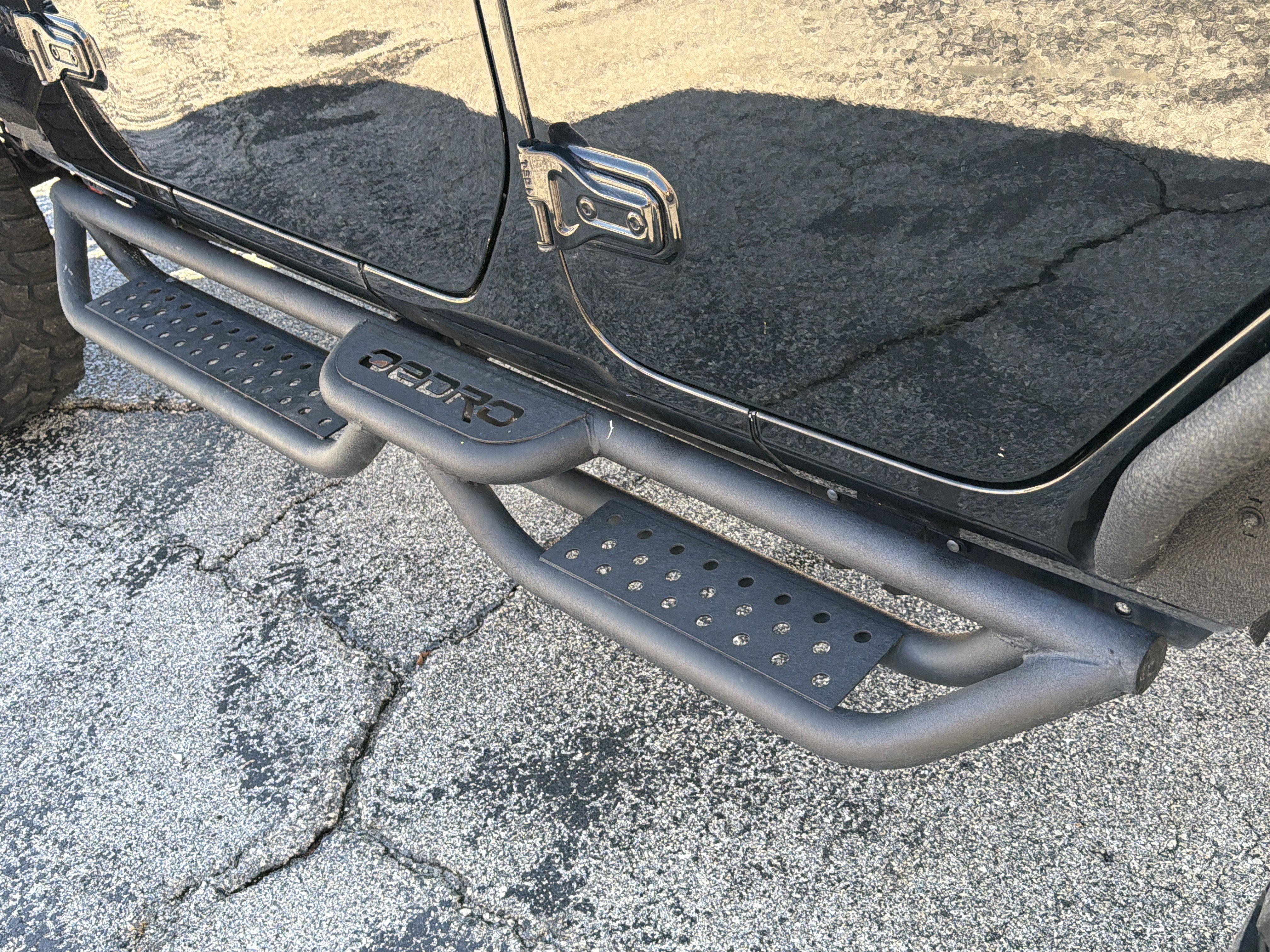 Used 2024 Jeep Wrangler Unlimited Sport AWD/4WD image 16