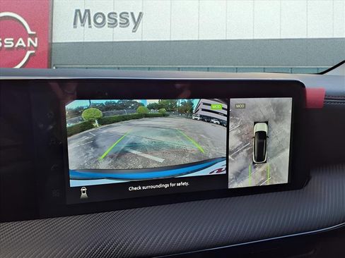 New 2026 Nissan Kicks SR image 12