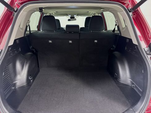 Used 2018 Toyota RAV4 XLE image 19