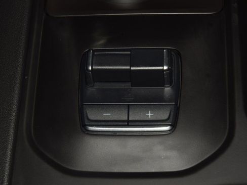 Used 2024 GMC Sierra 1500 Denali image 34