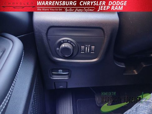 New 2026 Jeep Grand Cherokee Laredo image 31