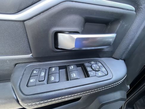 Used 2025 RAM 3500 Big Horn AWD/4WD image 22