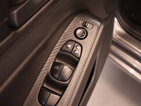 Used 2024 Nissan Altima 2.5 S FWD image 10